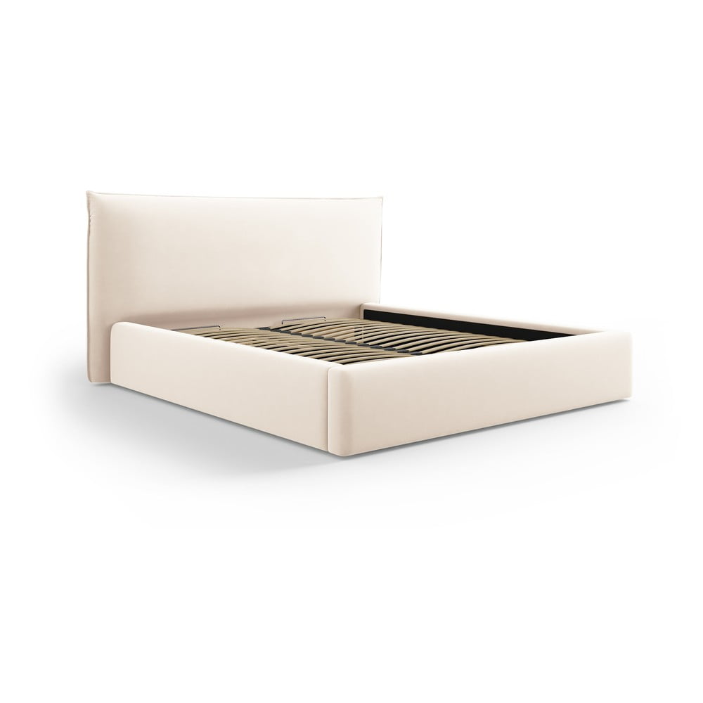 Krémová čalouněná dvoulůžková postel s úložným prostorem s roštem 180x200 cm Elio – Milo Casa